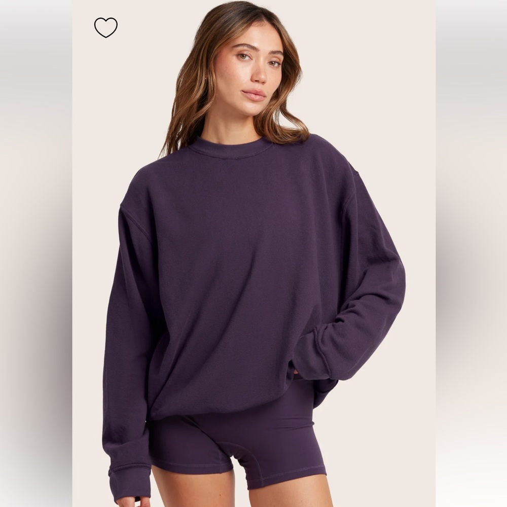 New Set Active Classic Crewneck Sweatshirt in Plum Purple